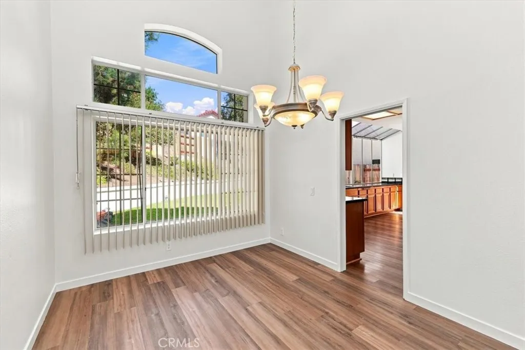 https://cdn.realtyfeed.com/cdn/127/307069565/6e3aad0b957aa1a7605835f24a916a0c.webp