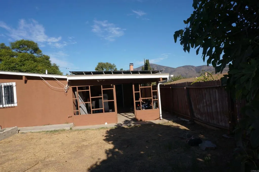 https://cdn.realtyfeed.com/cdn/127/307069573/9c19591bc605c176d6d29dfcdf7659cb.webp