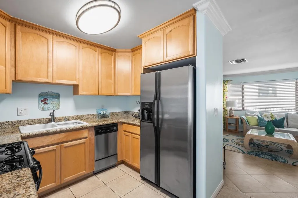 https://cdn.realtyfeed.com/cdn/127/307069630/db004271851b4752190dd6c936f851df.webp