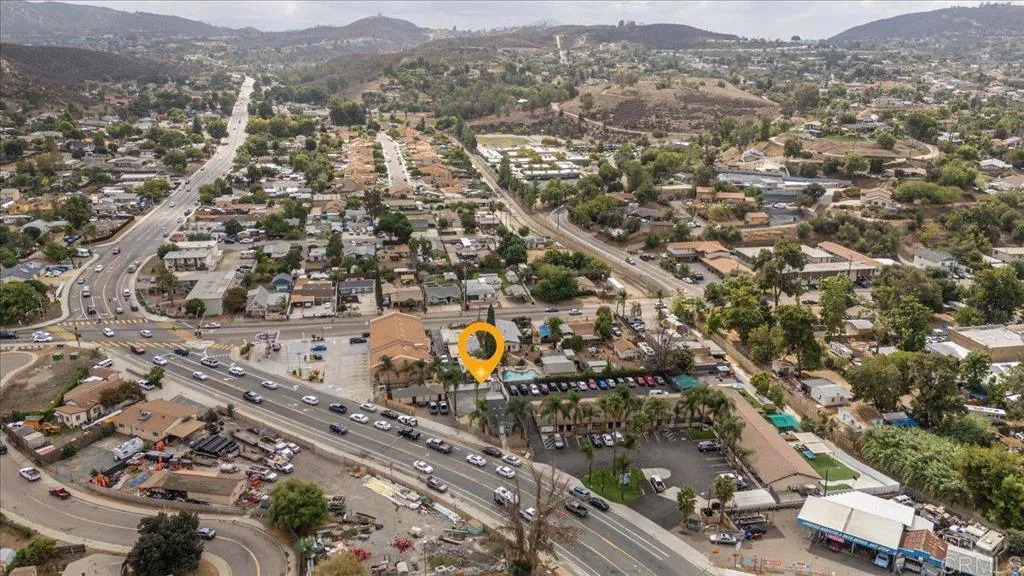 https://cdn.realtyfeed.com/cdn/127/307069667/7382bfa8038beeccc9e14dd0e9cb67c2.webp