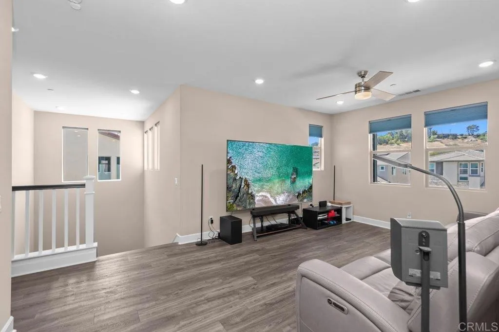 https://cdn.realtyfeed.com/cdn/127/307069668/7d1452c9d1fdd7df82640e0c846c6768.webp