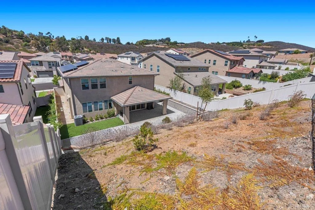 https://cdn.realtyfeed.com/cdn/127/307069668/922a459e166ce35db70b817046bd2aaf.webp