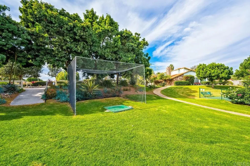 https://cdn.realtyfeed.com/cdn/127/307069683/566d69685a6061037cb9f0da79cffbd6.webp