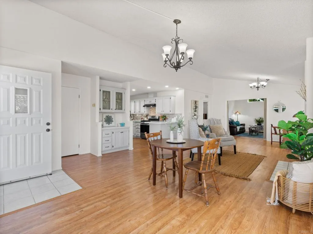 https://cdn.realtyfeed.com/cdn/127/307069708/509dce6e8e1b12c4fe4f43c4e967693d.webp