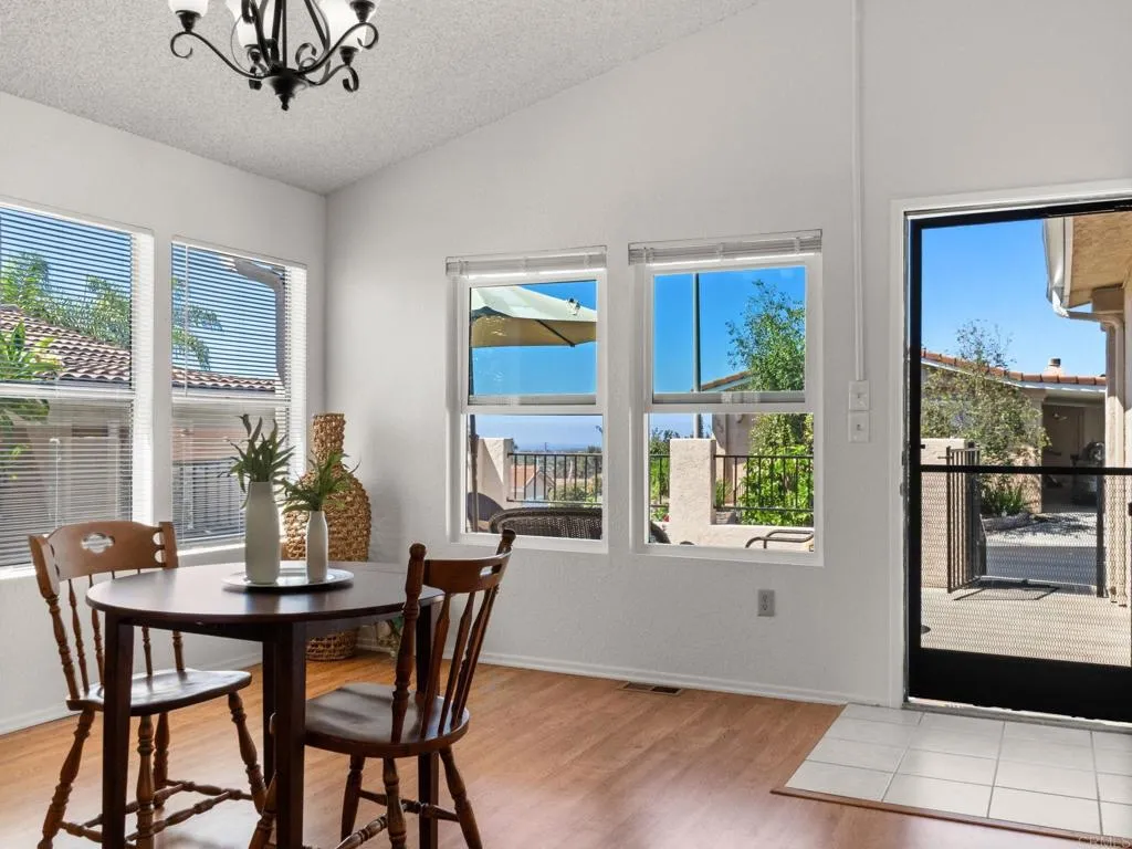 https://cdn.realtyfeed.com/cdn/127/307069708/897d25c0e129e129991355e2108947dc.webp