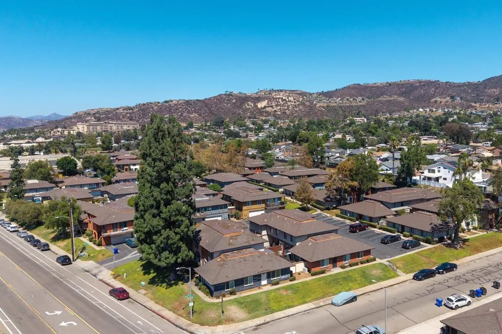 1652 Summertime Dr, El Cajon, CA 92021 - Photo 4 of 55, El Cajon, CA