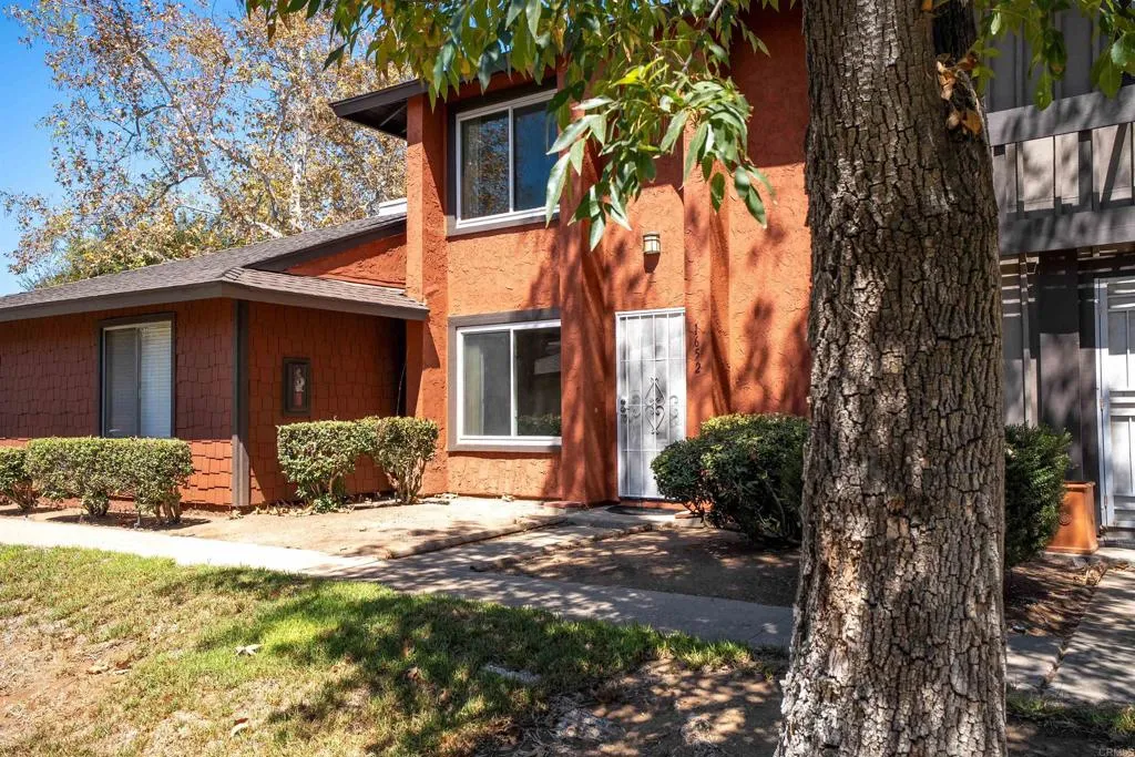https://cdn.realtyfeed.com/cdn/127/307069803/37fc01af9a58fcb6c1ee71013a16dce1.webp