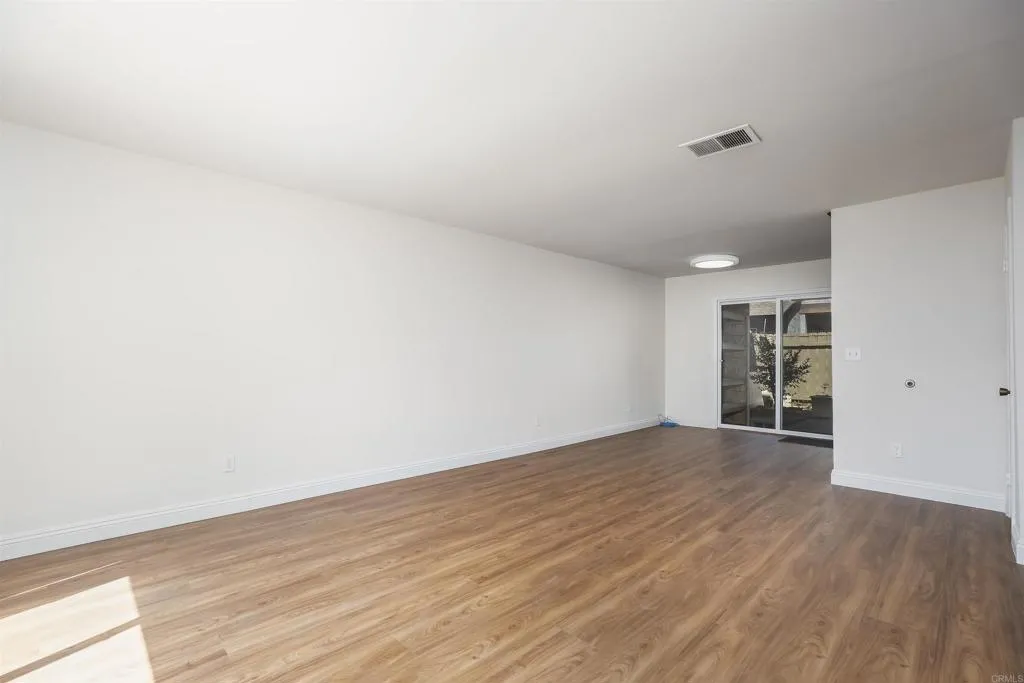 https://cdn.realtyfeed.com/cdn/127/307069803/74639da8236cf992cc2cf1e16dba4c59.webp