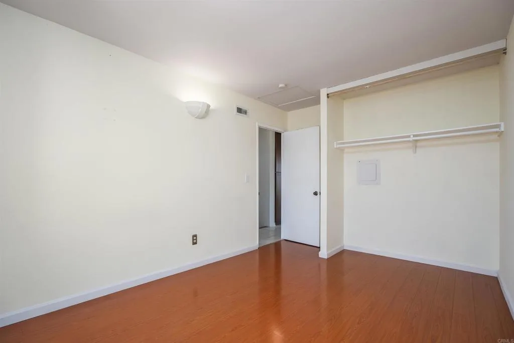 https://cdn.realtyfeed.com/cdn/127/307069803/7e994cd29c51939d87187c17fb66f32a.webp