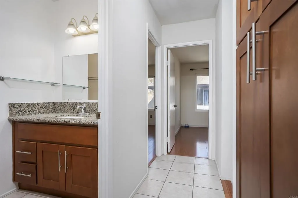 https://cdn.realtyfeed.com/cdn/127/307069803/982dd123fb13b70f24ac28360085f2ea.webp