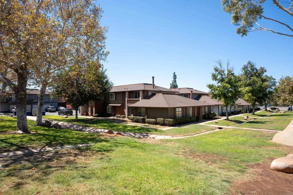 https://cdn.realtyfeed.com/cdn/127/307069803/9978cced6d55c91a6625ac18104ff8de.webp
