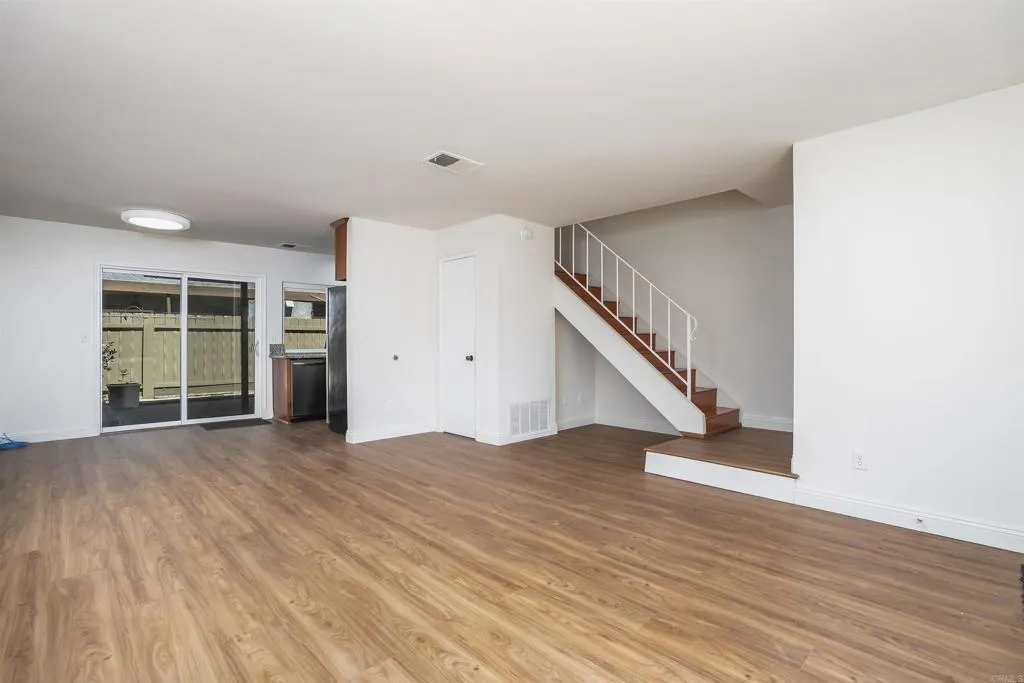 https://cdn.realtyfeed.com/cdn/127/307069803/fc15b2c25253768229d493e387aea248.webp