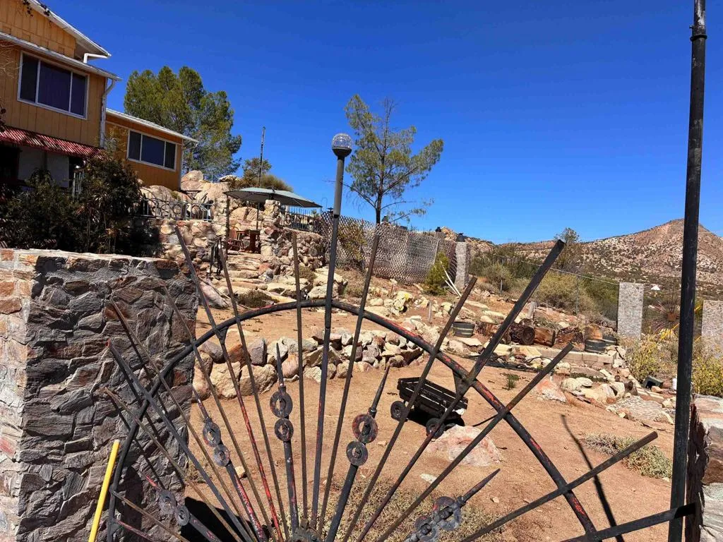 https://cdn.realtyfeed.com/cdn/127/307069864/0a69bc472e64055f916d26b3300364c8.webp