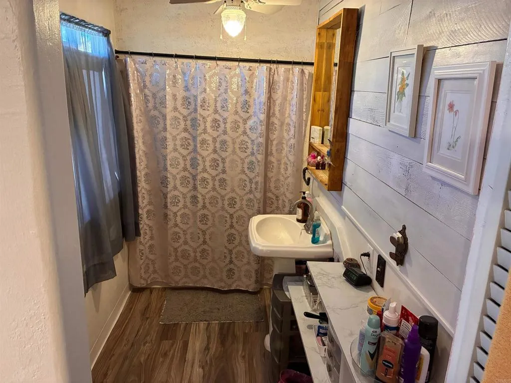 https://cdn.realtyfeed.com/cdn/127/307069864/a654c39ca5ddd4f217646f20a42d6c72.webp