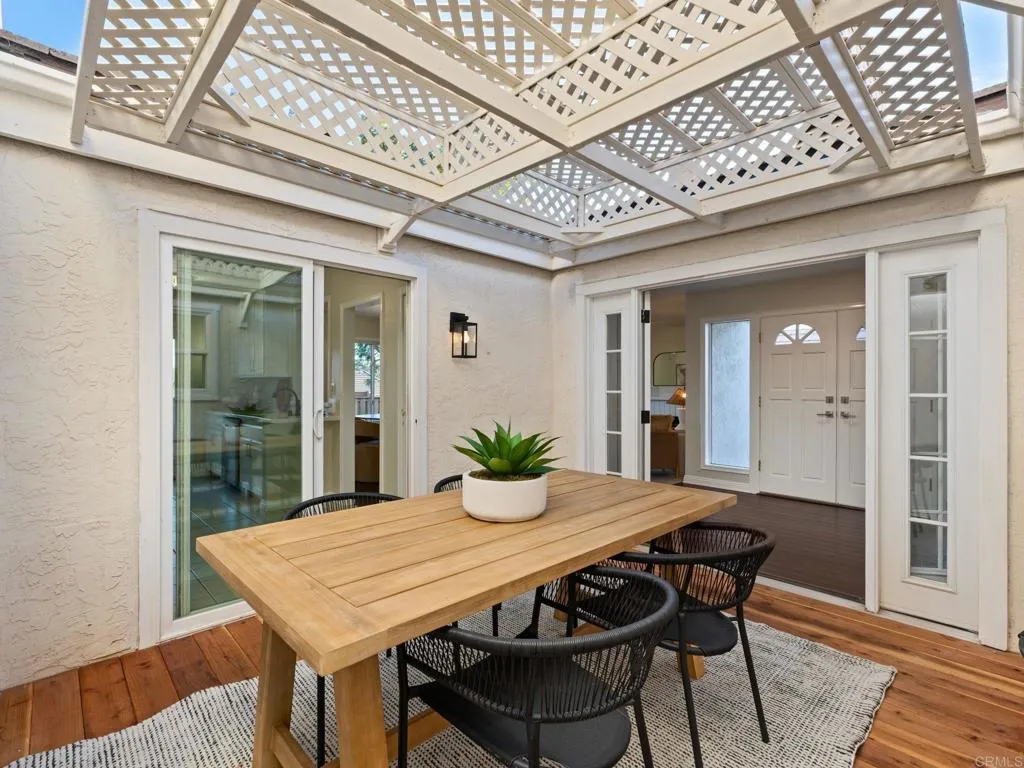 https://cdn.realtyfeed.com/cdn/127/307069865/950b7b1bf1189d8f5b18de06195fe88f.webp
