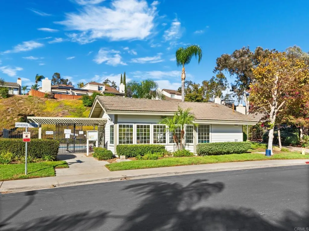 https://cdn.realtyfeed.com/cdn/127/307069865/bc87cd57159401284ef572dd95bd1ca8.webp