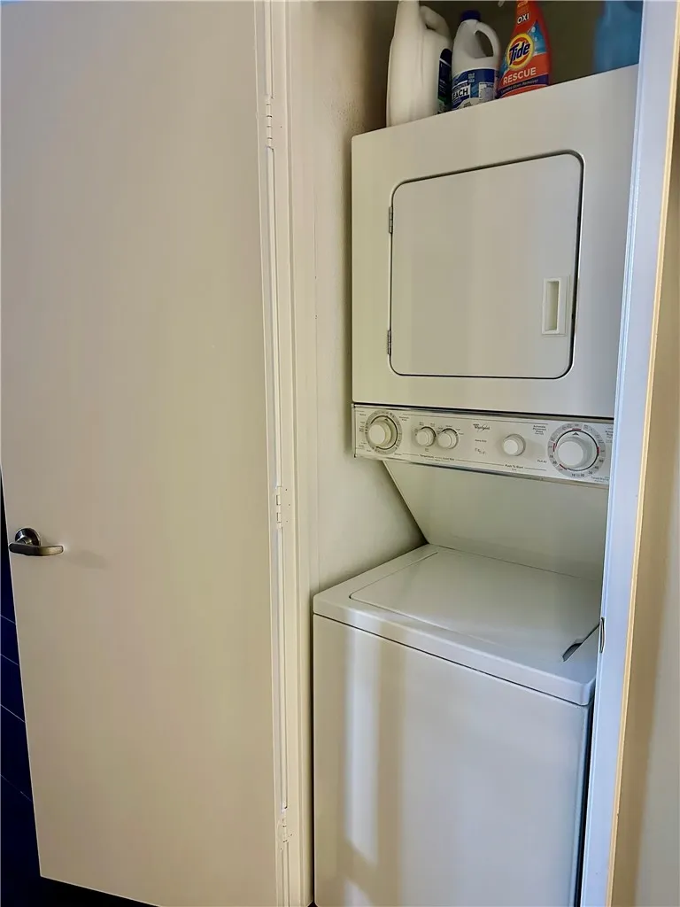 https://cdn.realtyfeed.com/cdn/127/307069888/79148a5a524ef5c78a17f7fcd505fc8c.webp
