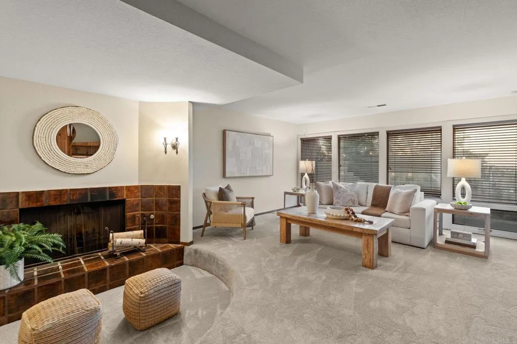 https://cdn.realtyfeed.com/cdn/127/307069905/7cf7974ac78fe6866ad0e36972b5d79f.webp
