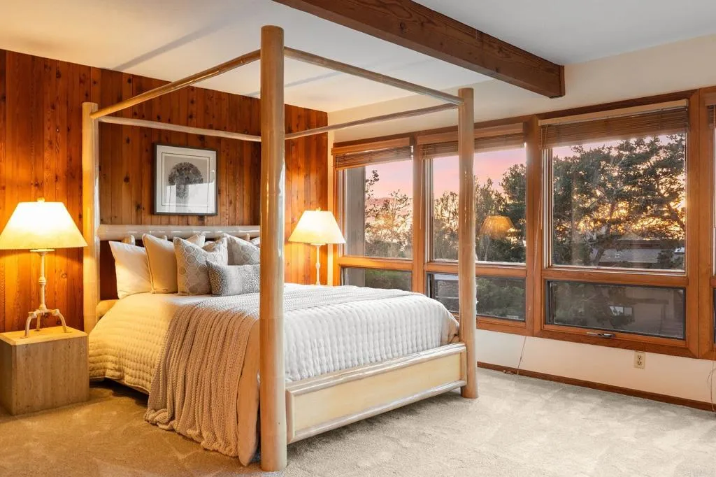 https://cdn.realtyfeed.com/cdn/127/307069905/8d0965f7ef500d28277e28ae5bd3e26d.webp
