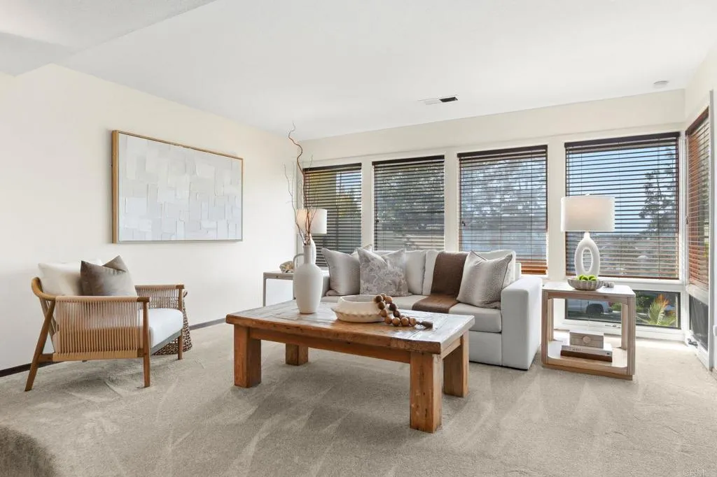 https://cdn.realtyfeed.com/cdn/127/307069905/9c89f6267ffe5e2d1812bfa8c1e11328.webp