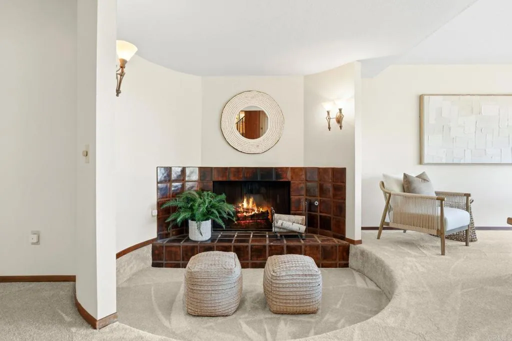 https://cdn.realtyfeed.com/cdn/127/307069905/cfcd50f4ddc4994e4892172c5edf6fcf.webp