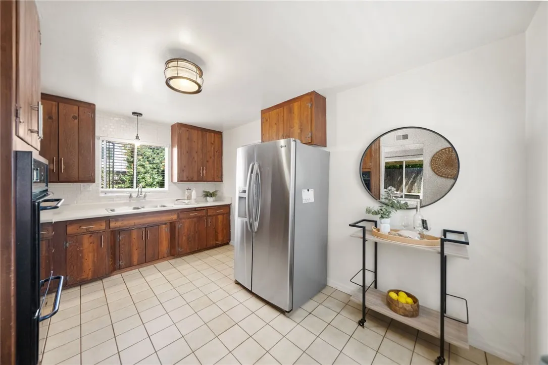 https://cdn.realtyfeed.com/cdn/127/307069908/96a1a0a2100aa2384eb116b2214ff45e.webp