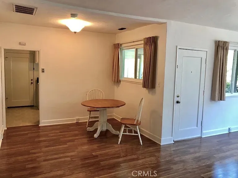 334 34th Street Unit 1, Sacramento, CA 95816 - Photo 4 of 11, Sacramento, CA