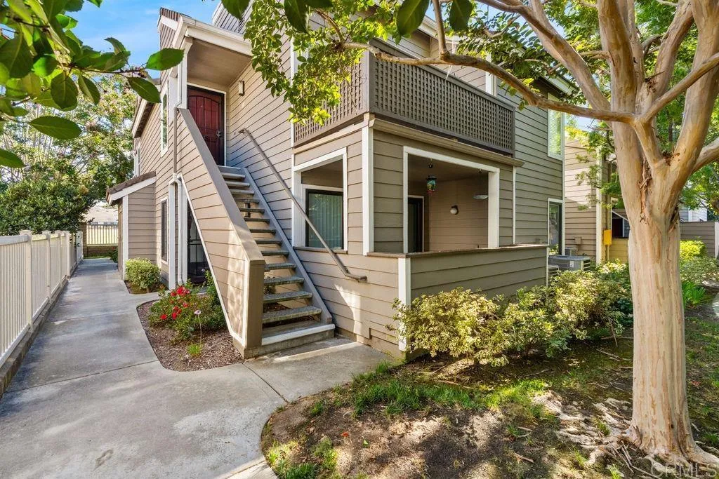 1083 Shadowridge Drive Unit 100, Vista, CA 92083 - Photo 5 of 46, Vista, CA