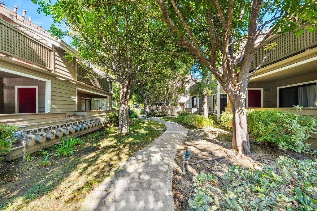 https://cdn.realtyfeed.com/cdn/127/307069966/68b488ff26f44d9c549b6d4257cab836.webp