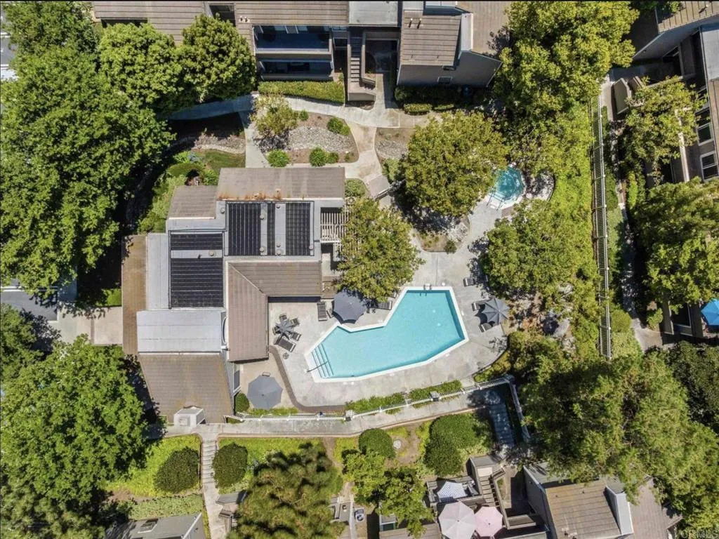 https://cdn.realtyfeed.com/cdn/127/307069966/d4b50bfecbdd4767cf790599bee1b92b.webp