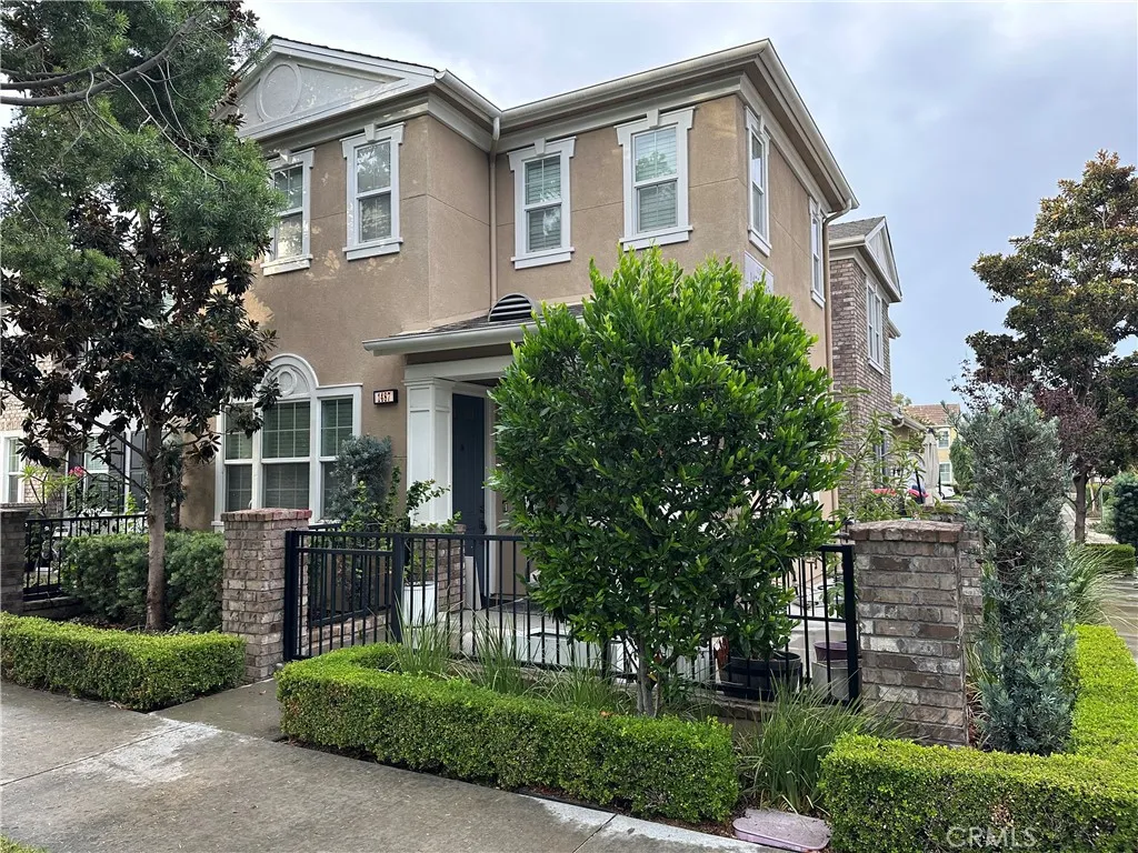 1487 Montgomery