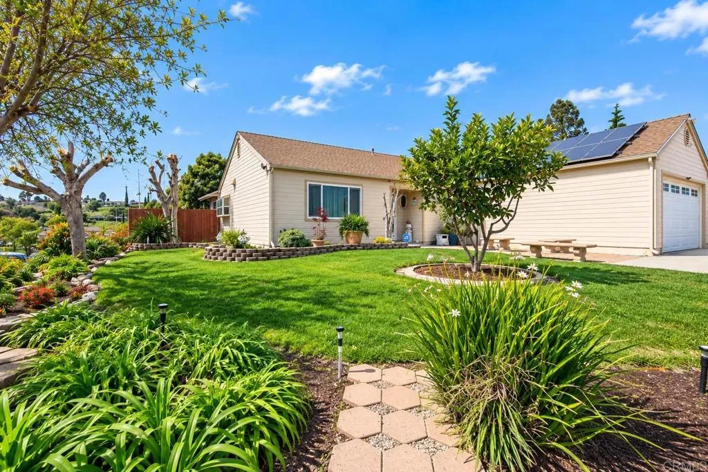 https://cdn.realtyfeed.com/cdn/127/307069995/637646bb7cd6904a9893cb3890756b0e.webp