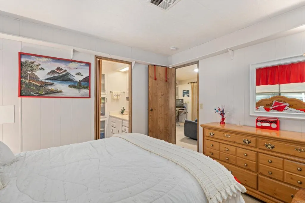 https://cdn.realtyfeed.com/cdn/127/307070075/41a6bf4836cd51c2e4af1016425fc477.webp
