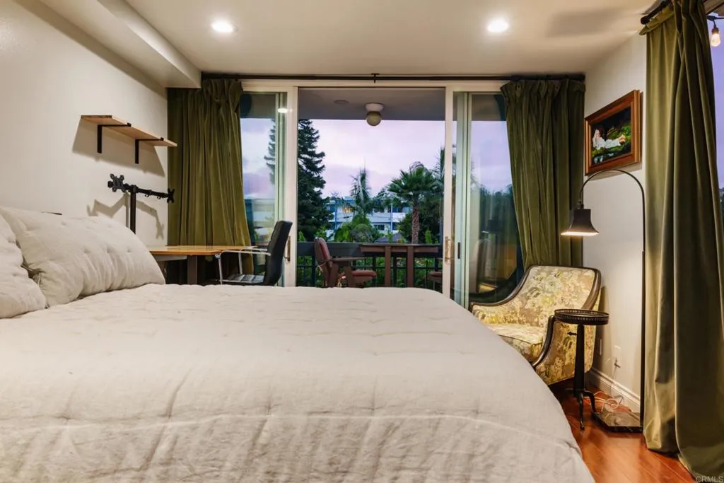 https://cdn.realtyfeed.com/cdn/127/307070078/1bb70a4d9932336883df417e3b71eb18.webp