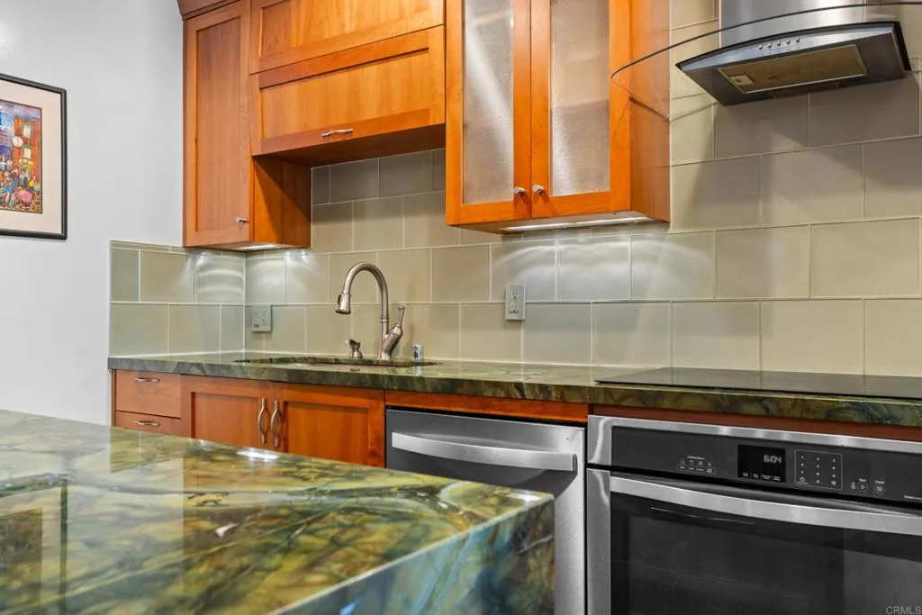 https://cdn.realtyfeed.com/cdn/127/307070078/3e7e72f5d350f02c0aab3c127daa99af.webp