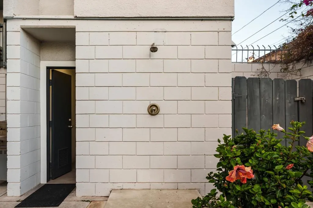 https://cdn.realtyfeed.com/cdn/127/307070078/94222c5b38b53b476ed0b94cf13d786e.webp