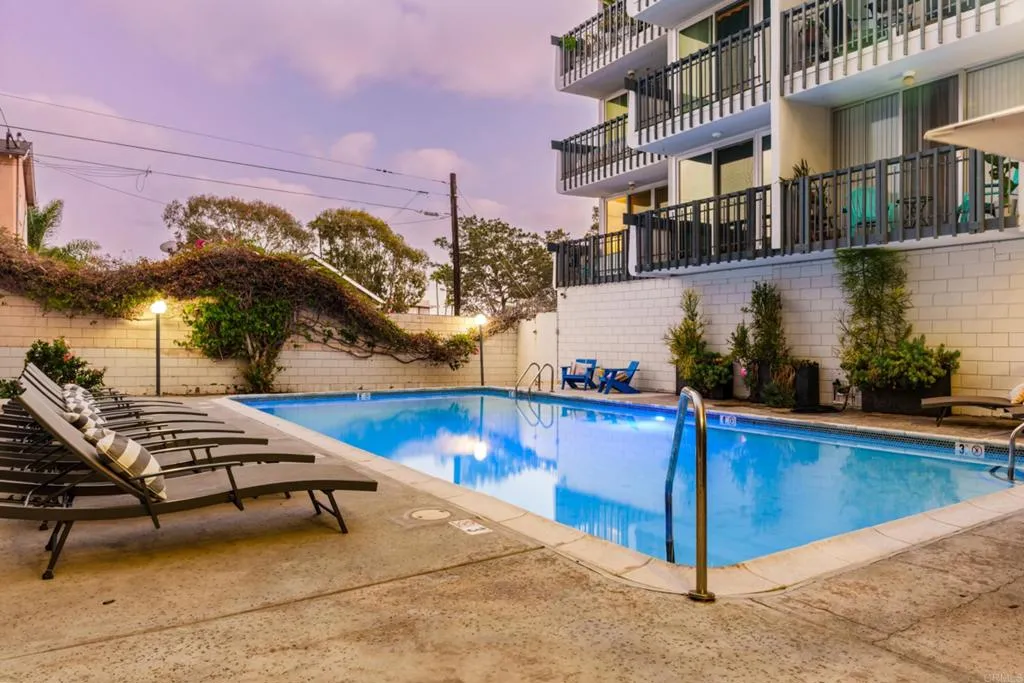 https://cdn.realtyfeed.com/cdn/127/307070078/def6fbc6c1893d9dcdc17721c3df3bdf.webp