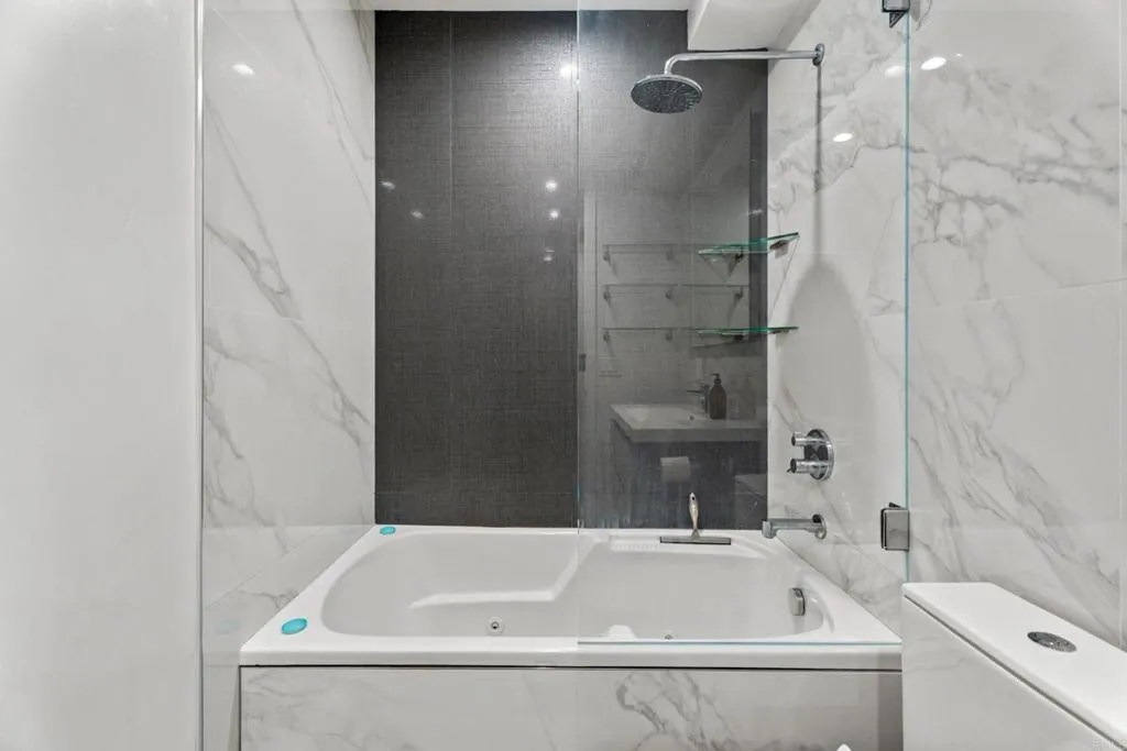 https://cdn.realtyfeed.com/cdn/127/307070078/e10af3e738a766461de8714b4c2ac5c8.webp