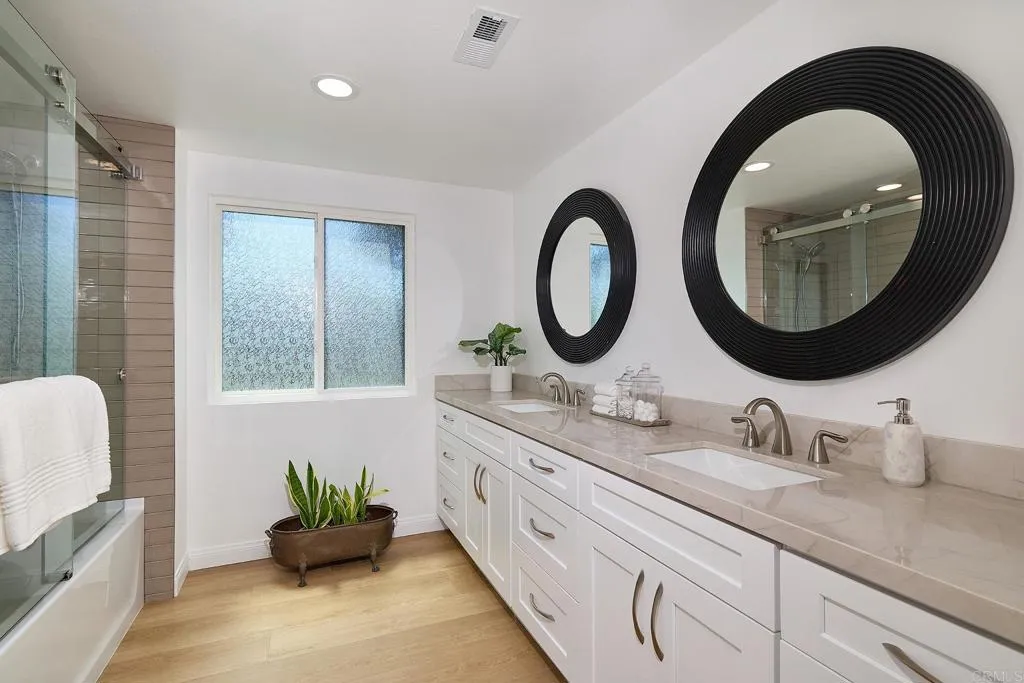 https://cdn.realtyfeed.com/cdn/127/307070111/174bf8b2fa5e999749f95e2ccfa6a953.webp