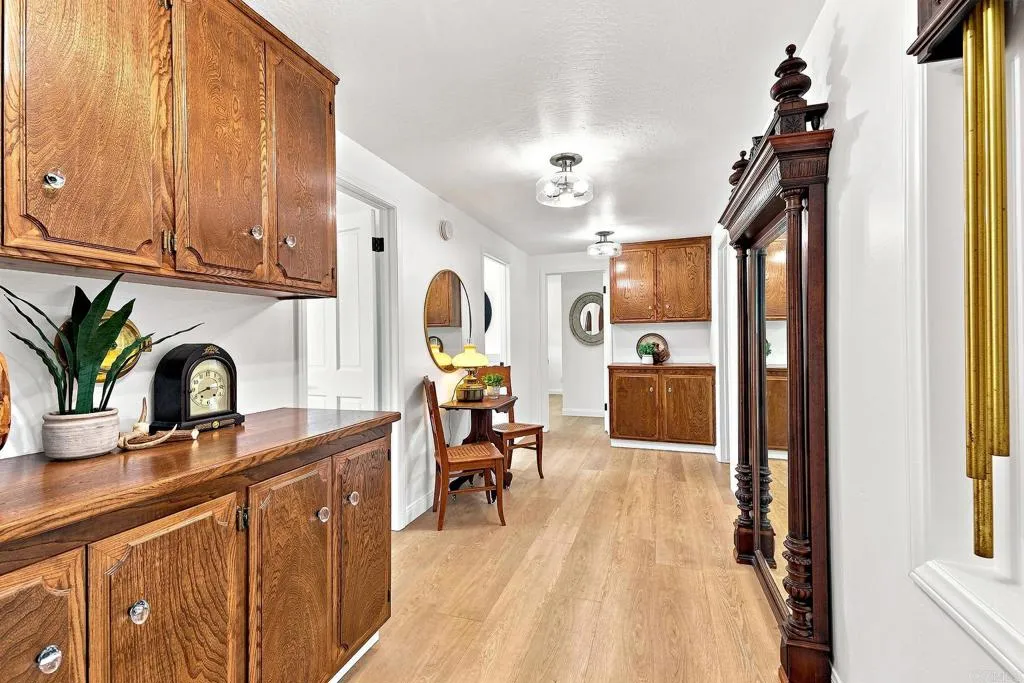 https://cdn.realtyfeed.com/cdn/127/307070111/79151c3df3533999f8dfaf0a43b5237a.webp