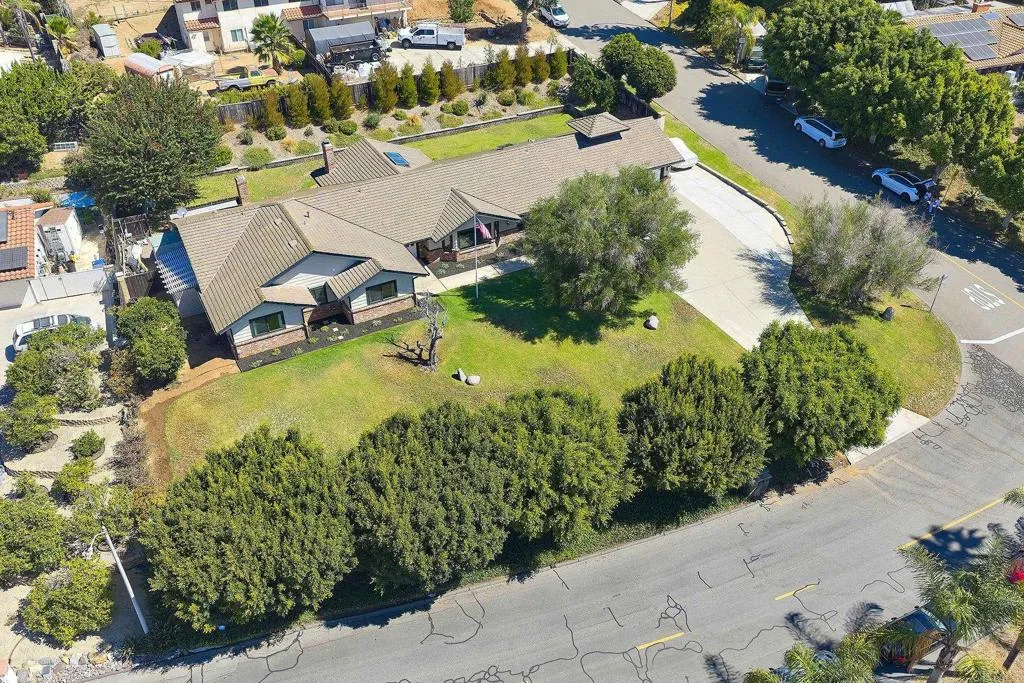 https://cdn.realtyfeed.com/cdn/127/307070111/a4d2ebd5fe688590c45ae48312f4186d.webp