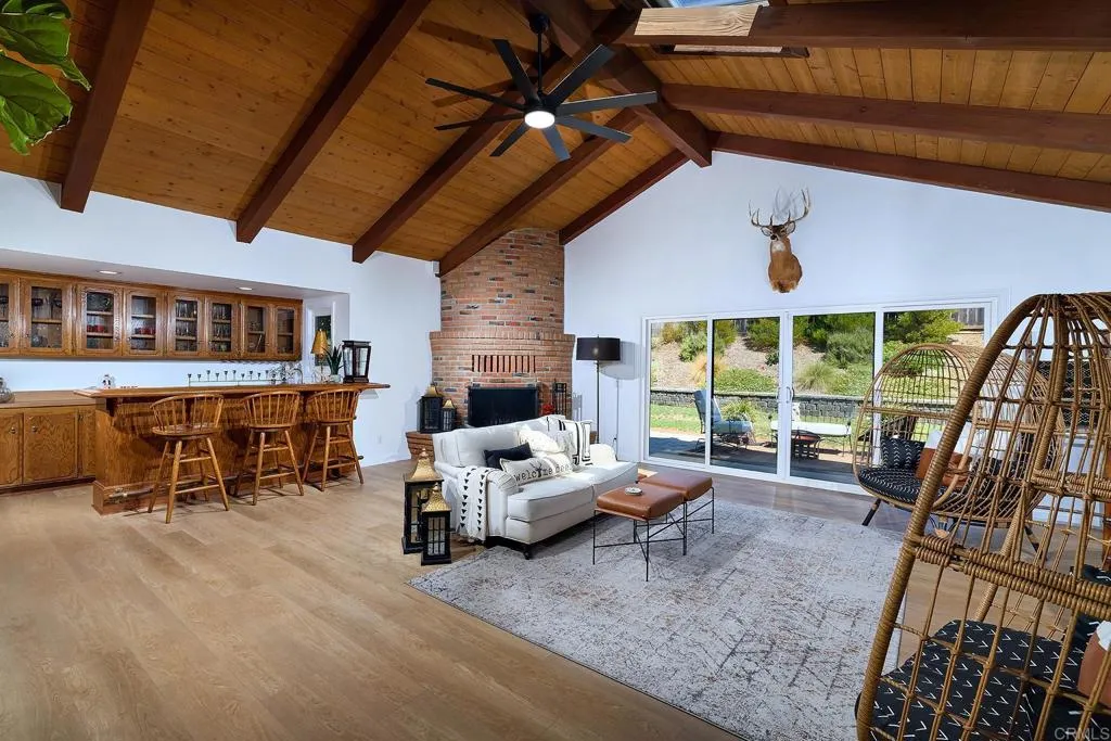 https://cdn.realtyfeed.com/cdn/127/307070111/d7f986a63b1c05d51a6ea7ba334a45ec.webp