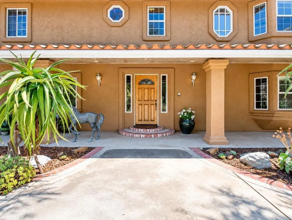 https://cdn.realtyfeed.com/cdn/127/307070121/2f49dc765b423989849ef74046c2056c.webp