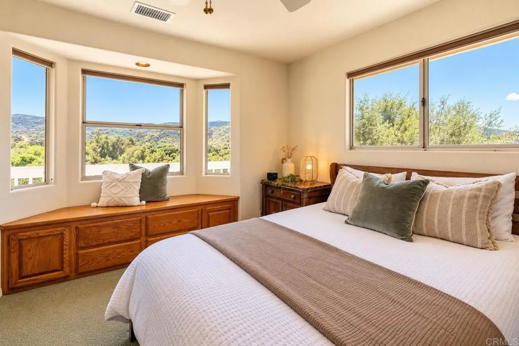 https://cdn.realtyfeed.com/cdn/127/307070121/57bb4f5dc084881a35a4a7cf37053ff3.webp