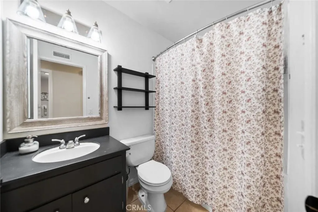 https://cdn.realtyfeed.com/cdn/127/307070227/d137f26b9fc474e15f6fd581089be1ad.webp