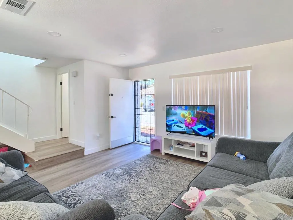 319 Sun Court, El Cajon, CA 92021 - Photo 2 of 14, El Cajon, CA