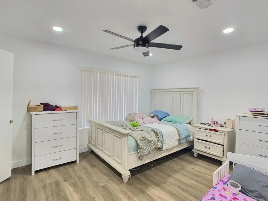 https://cdn.realtyfeed.com/cdn/127/307070233/75f3c4cc789c31d8300a50277aaf954c.webp