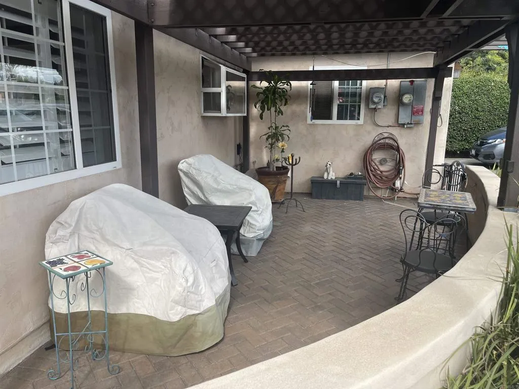 127 J Street, Chula Vista, CA 91910 - Photo 4 of 29, Chula Vista, CA