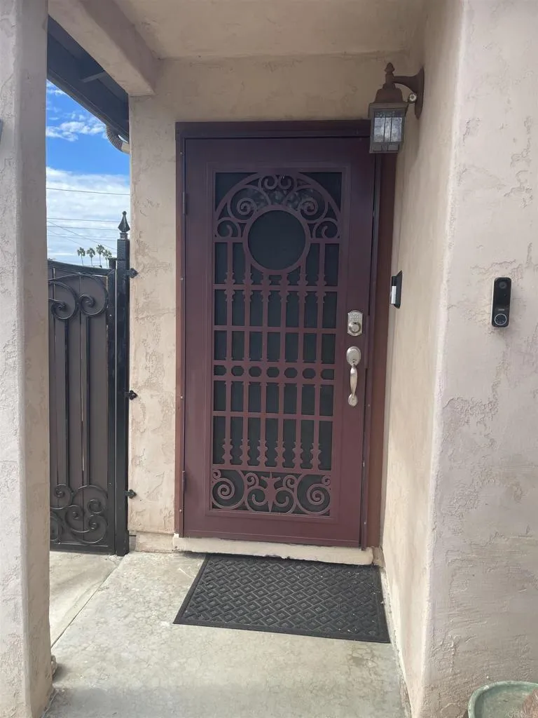 127 J Street, Chula Vista, CA 91910 - Photo 5 of 29, Chula Vista, CA