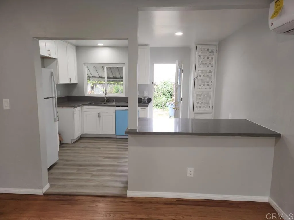 https://cdn.realtyfeed.com/cdn/127/307070278/9314d40384284023b4383d9d71e07727.webp
